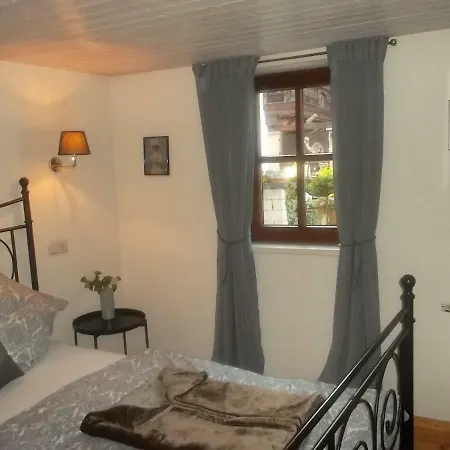 Vakantiehuis Ferienhaus-barz *